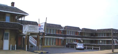 Charlroy Motel